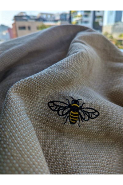 Sooriya Table Runner - Bee Embroider